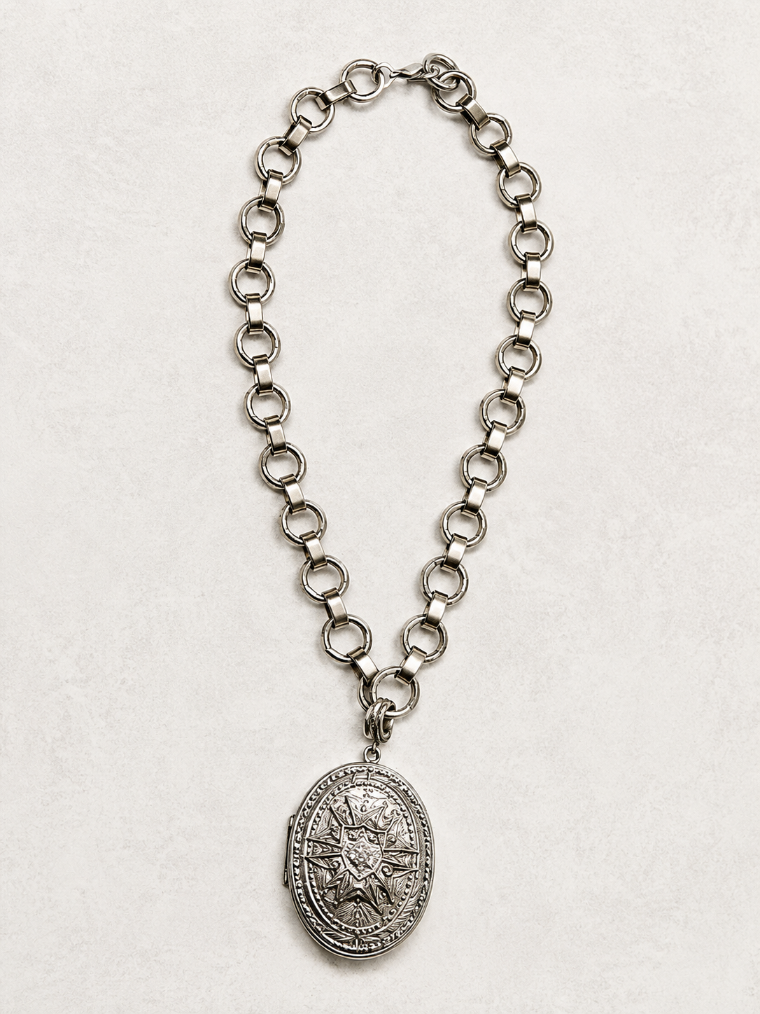 Archive Chain No. 009 — Whiting & Davis Shield Photo Locket