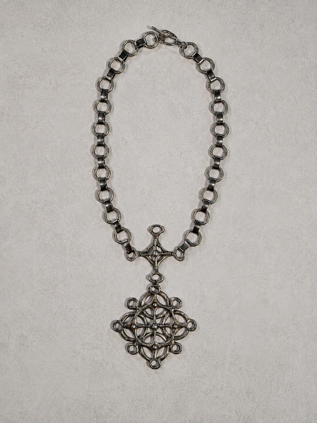 Archive Chain No. 014 — Gothic Grimoire Charm