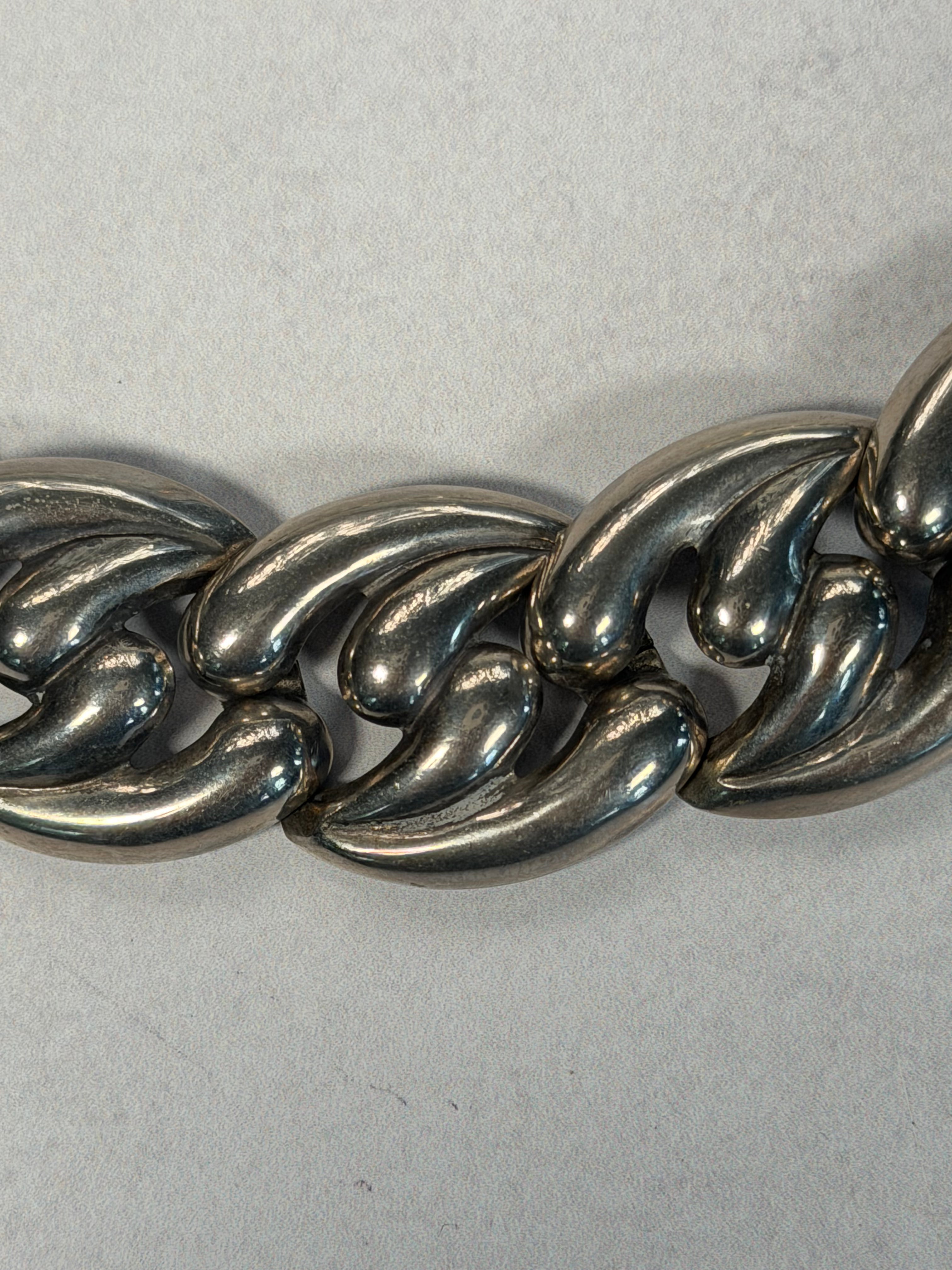 Vintage Wave Collar