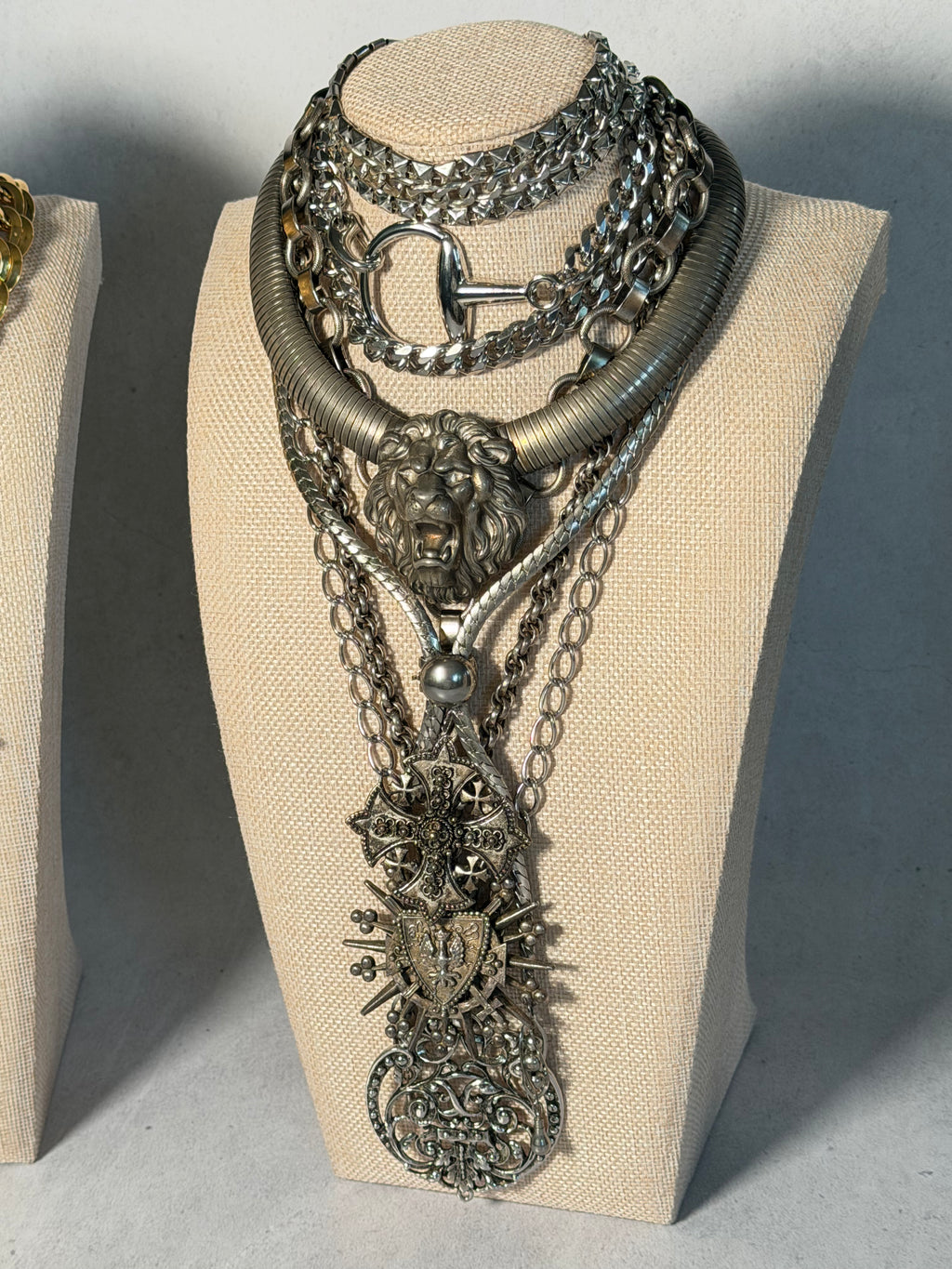 Horsebit Chain Necklace