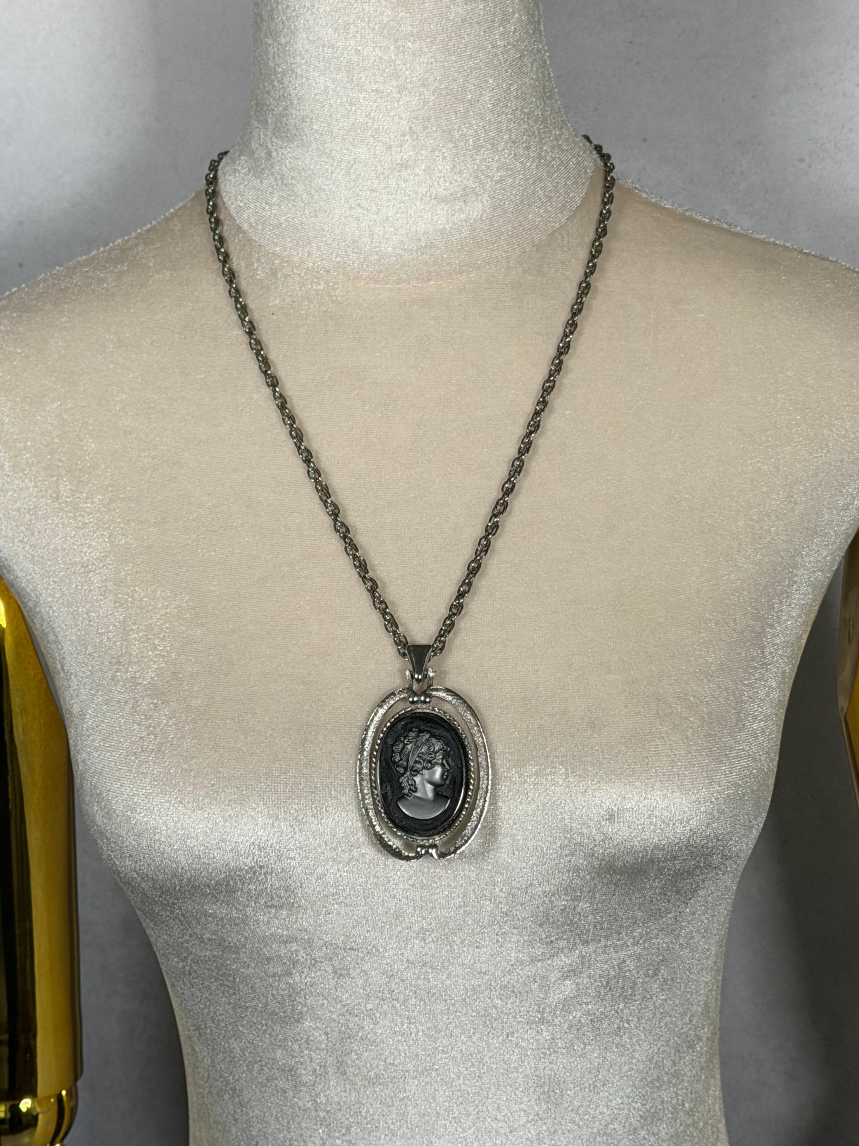 Midnight Glass Cameo