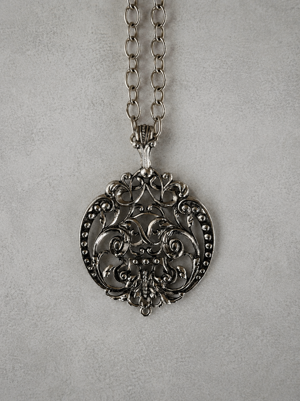 Avon Filigree Necklace