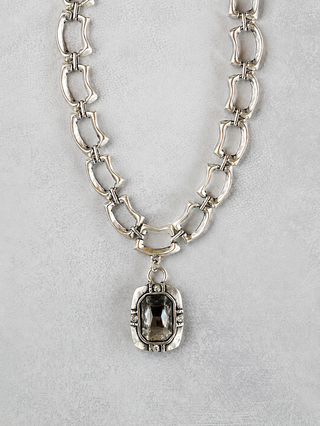 Solitaire Crystal Necklace (Silver)